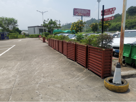 铝合金廊架:打造多功能休闲空间
